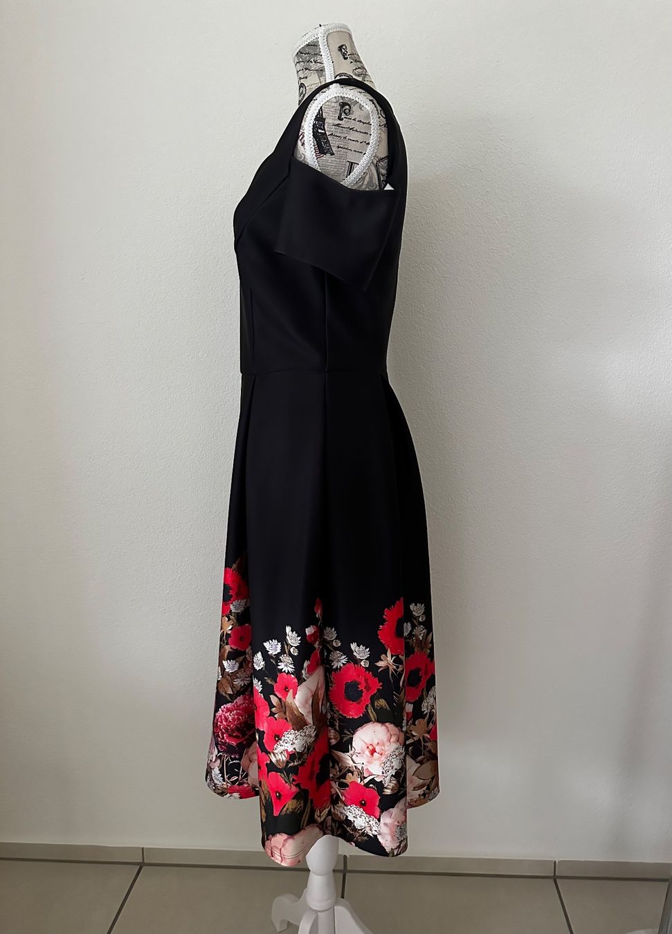 Vestiti: Dorothy Perkins Kleid Grosse 38 – Usato da Alpnach Dorf venduto da ljusja 2