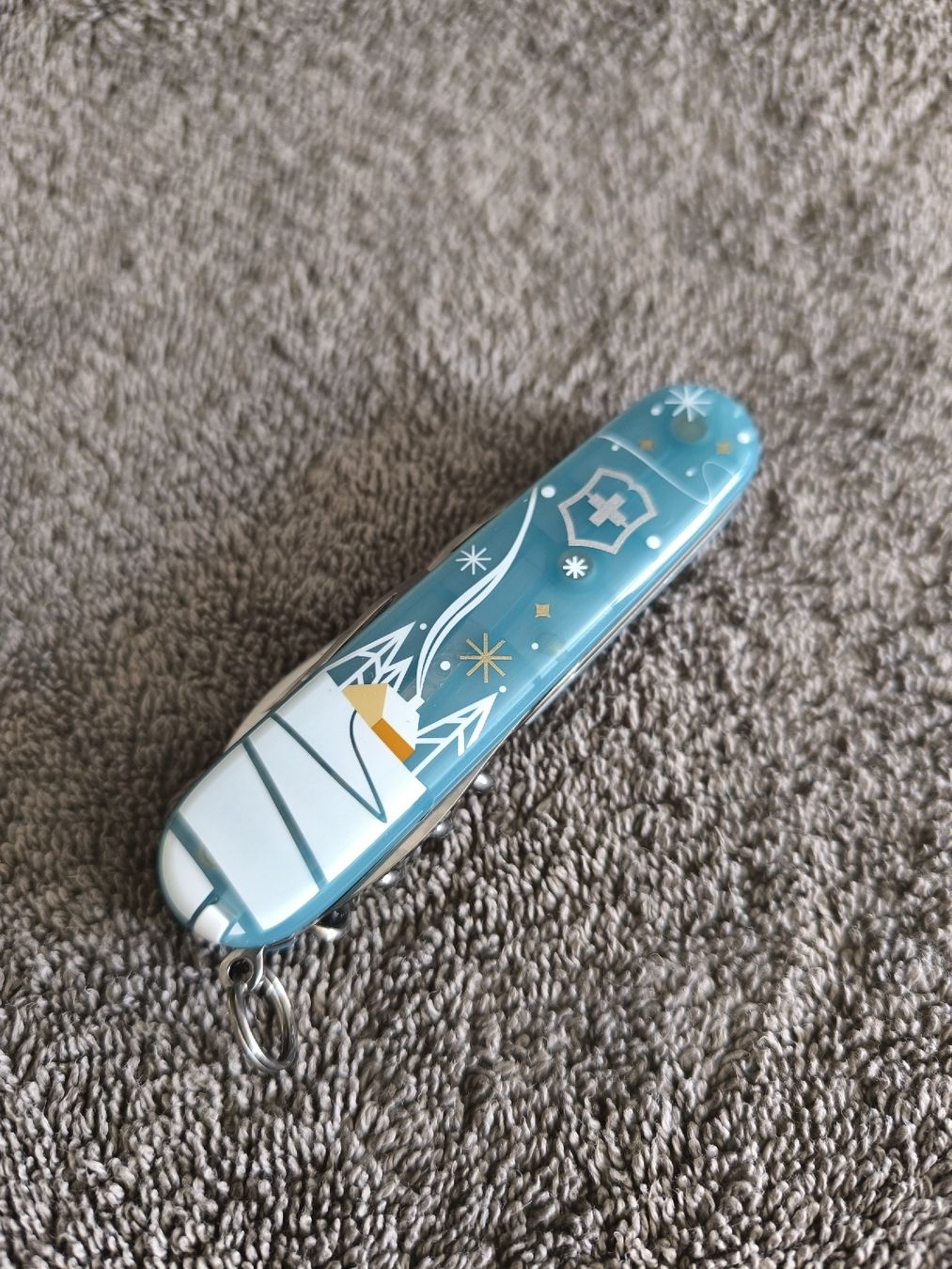 Victorinox Coltelli tascabile: Victorinox Winter Magic Limited Edition 2024 – Nuovo e nell'imballaggio originale da Pfäffikon SZ venduto da nidisale 2