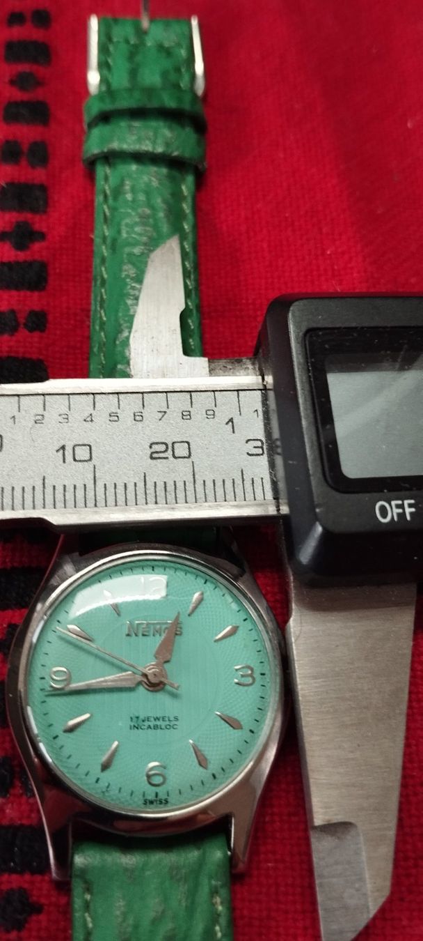 Uhren: Montre récupération vintage nemos – Gebraucht aus La Chaux-de-Fonds von jac_9llg 8