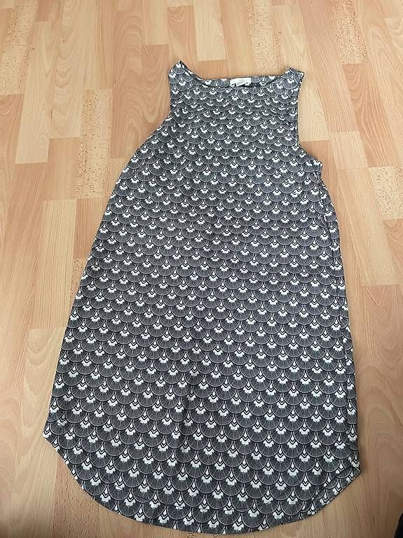 Vestiti: Ärmelloses Kleid H&M – Usato da Bülach venduto da Fionaann10