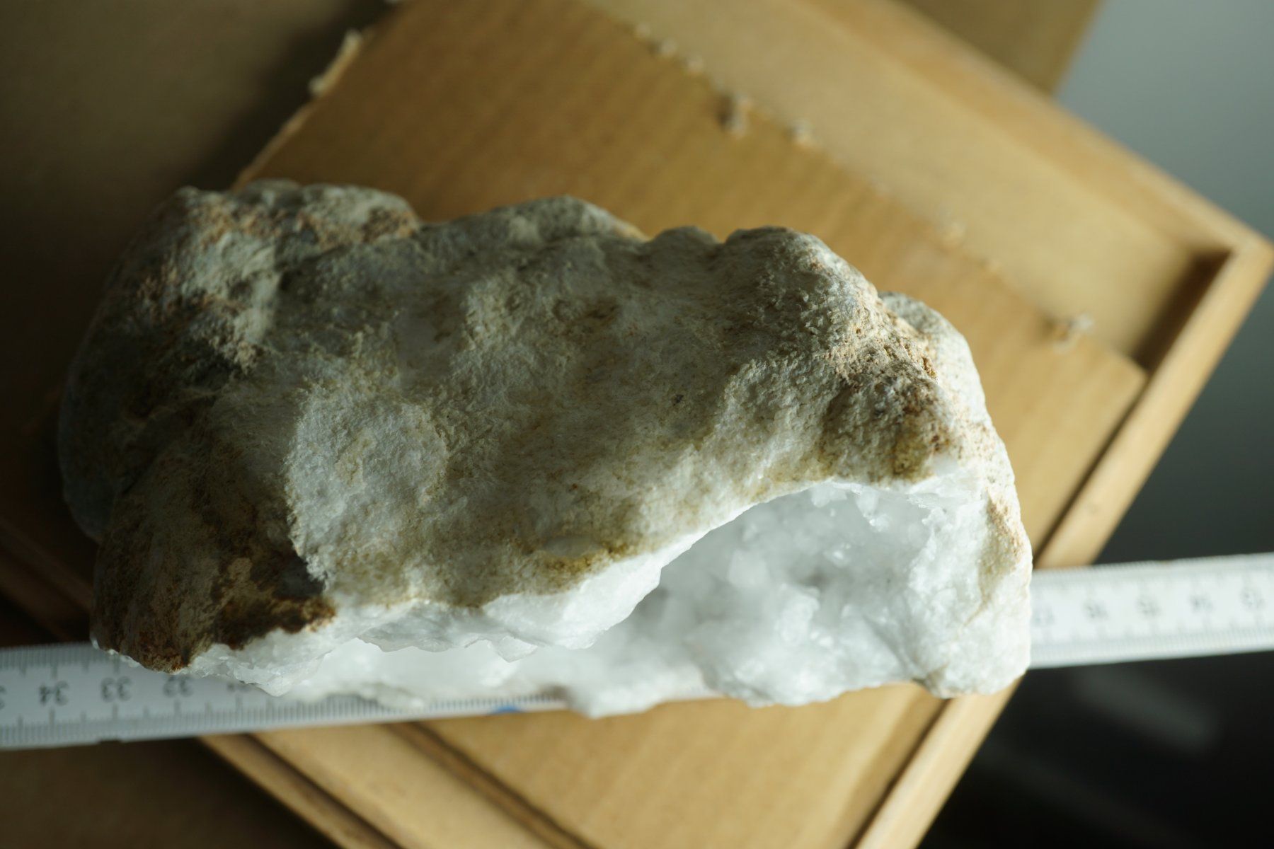 Minéraux & Lithothérapie: Calcit    Geode 15cm x  8cm  XL – Neuf avec emballage d'origine à Eschenbach SG par topstone 6