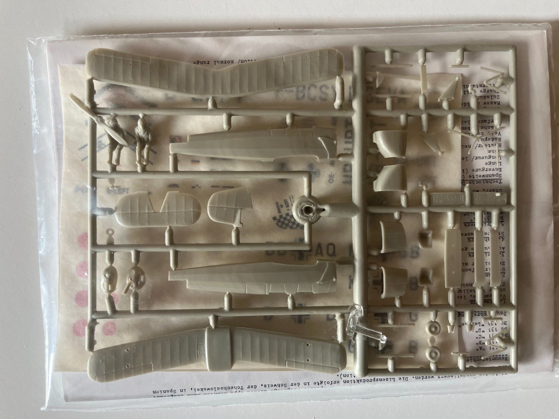 Modellbausätze & Standmodelle: Huma Modell 1/72: 2 x Bü 131 Jungmann – Neu (gemäss Beschreibung) aus Yverdon-les-Bains von  5