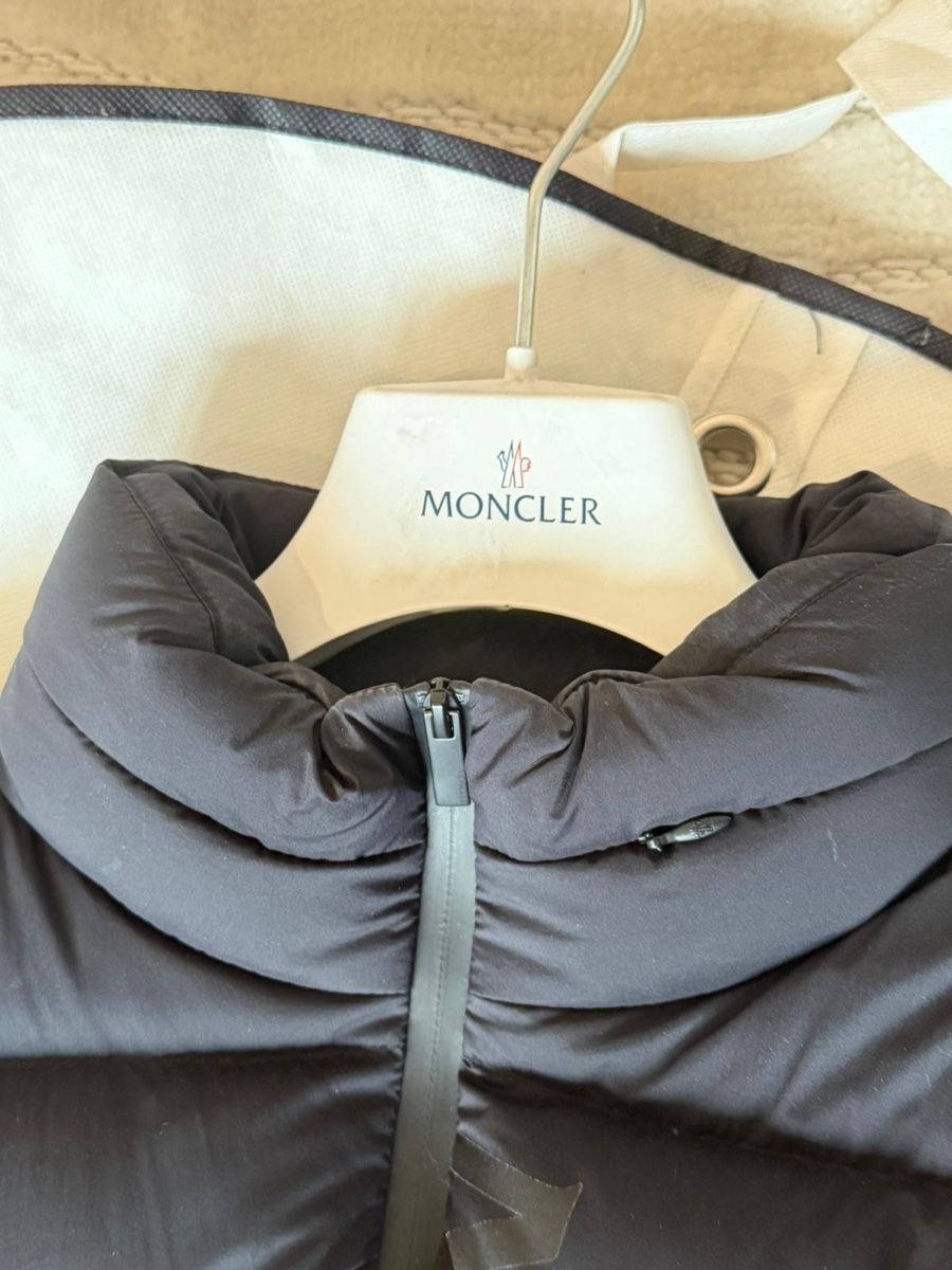 Moncler Jacken: Doudoune Moncler noir, taille 3 / M – Neu (gemäss Beschreibung) aus Boudry von mat_zn57 8