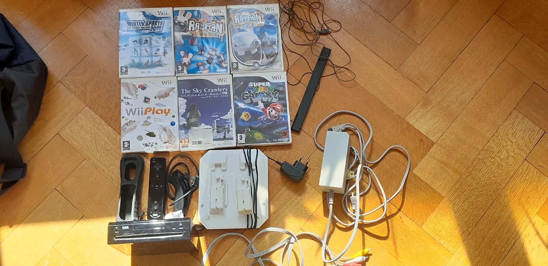 Nintendo Console: Nintendo Wii Black pack – Usato da Lausanne venduto da Esbraf1
