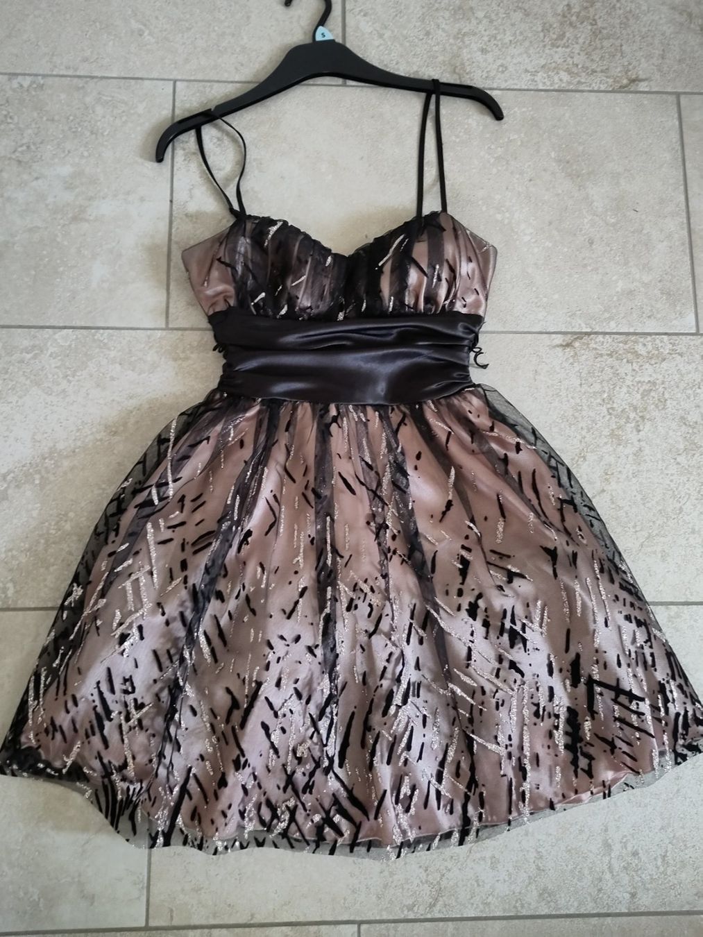 Vestiti & Gonne: Abendkleid mädchen Gr. 34:  150-160 cm – Usato da Fribourg venduto da monca 5