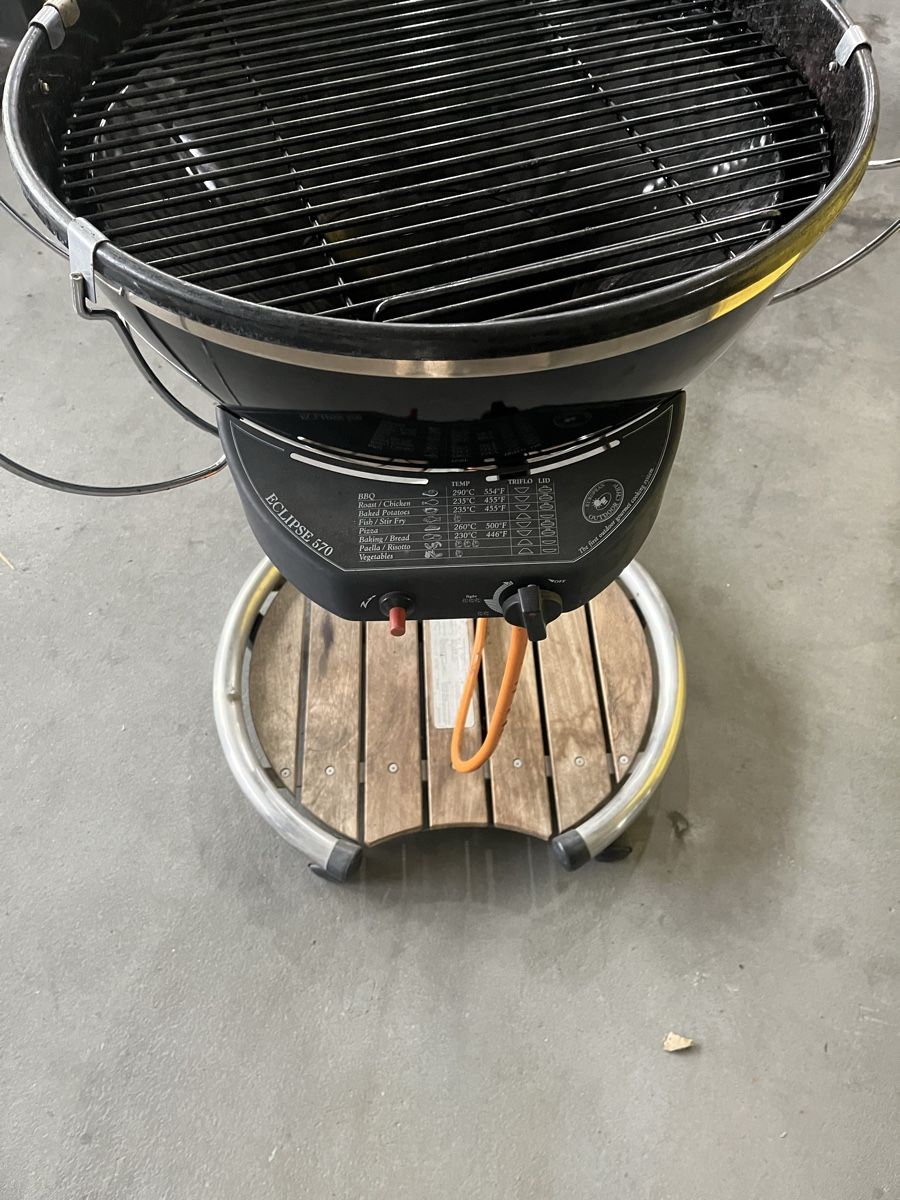 Grills: Outdoorchef Gasgrill Eclipse 570 schwarz mit Abdeckung – Gebraucht aus Grenchen von ChriguX66 2
