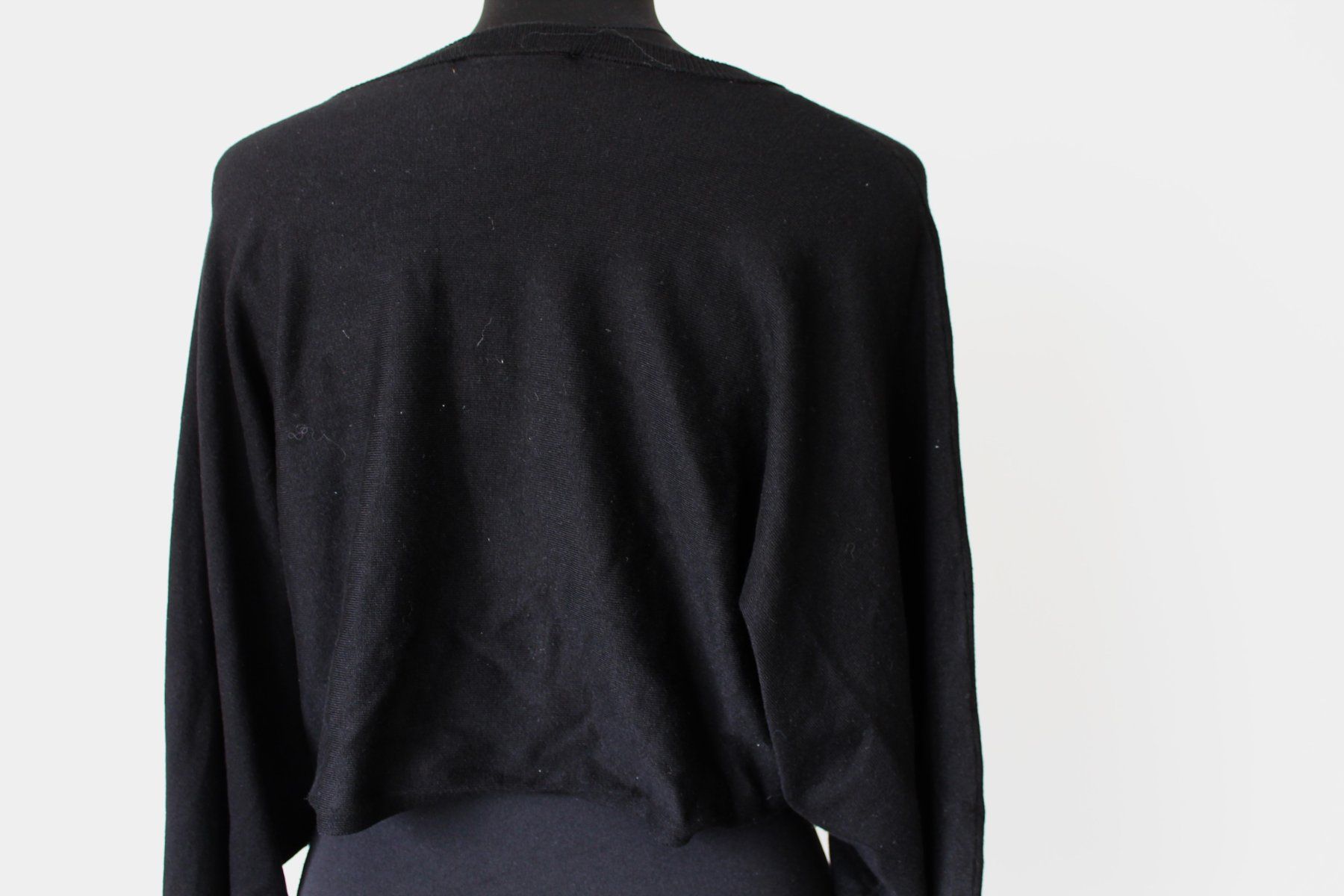 Desigual Maglioni & Felpe: Pullover court DESIGUAL taille L – Usato da Chez-le-Bart venduto da jasse 2