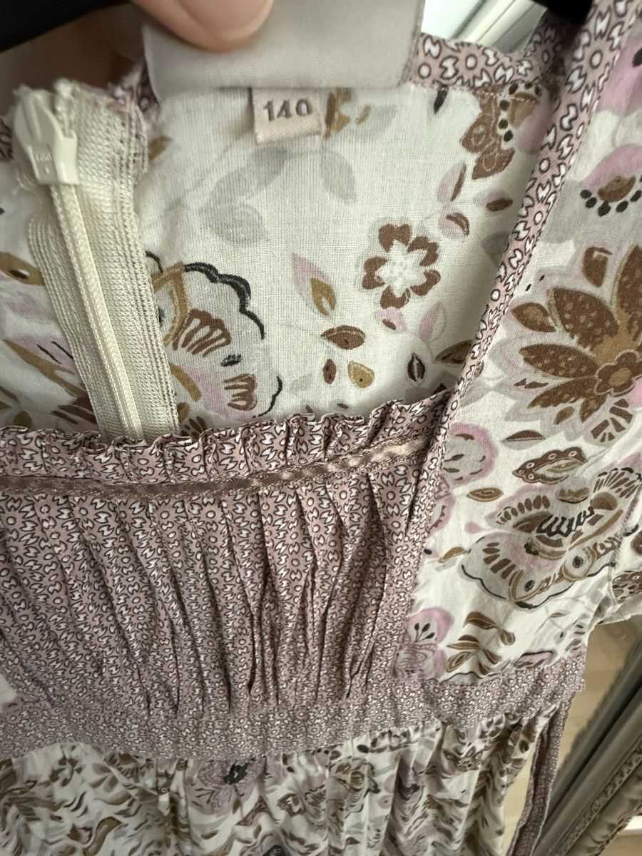 Kleider & Röcke: Kleid Gr.140  Blumenmuster Top Zustand – Gebraucht aus Horw von ast_b5c6 2