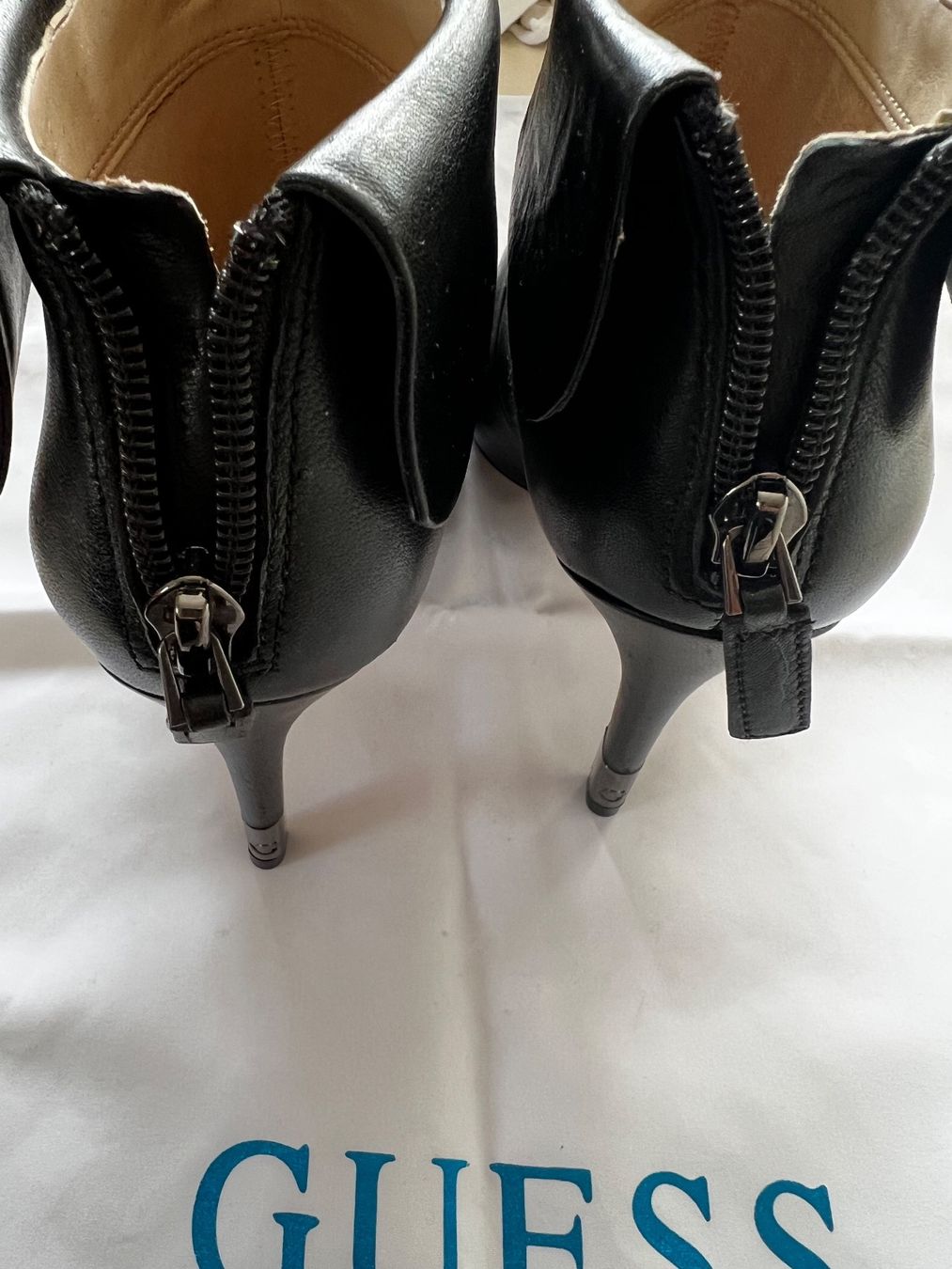 Guess Damenschuhe: Guess – Gebraucht aus Pully von Kalissa 1