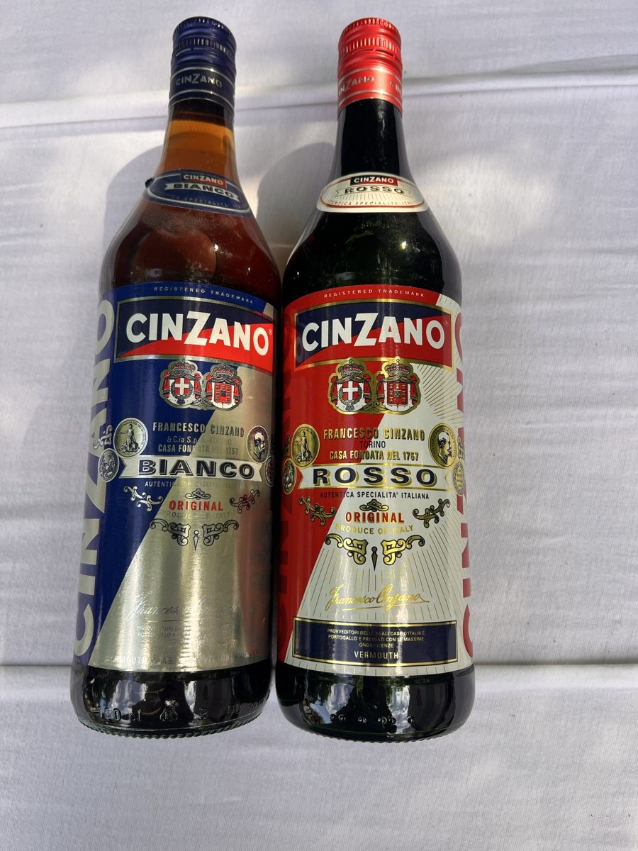 Cinzano Bevande alcoliche: 2x Cinzano ,Bianco & Rosso (61) – Usato da Glattfelden venduto da maa_qcj8