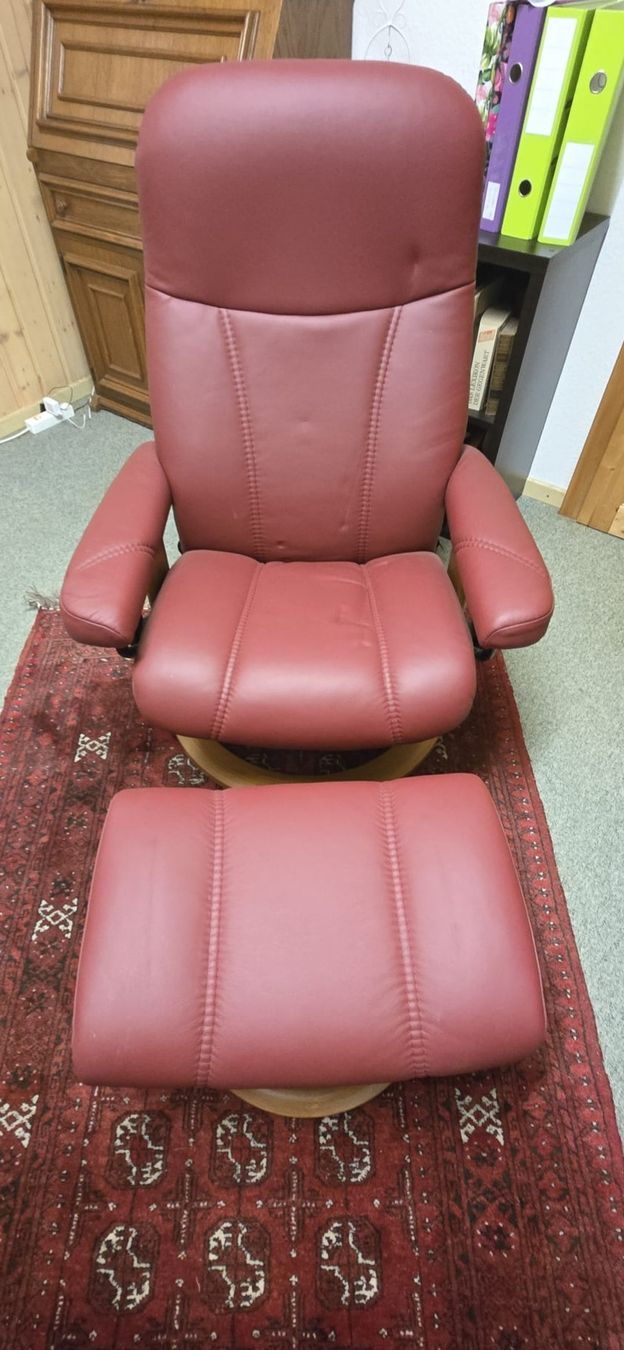 Stressless Poltrone: STRESSLESS Sessel mit Hocker – Nuovo (secondo la descrizione) da Triengen venduto da dom_9yn7 2