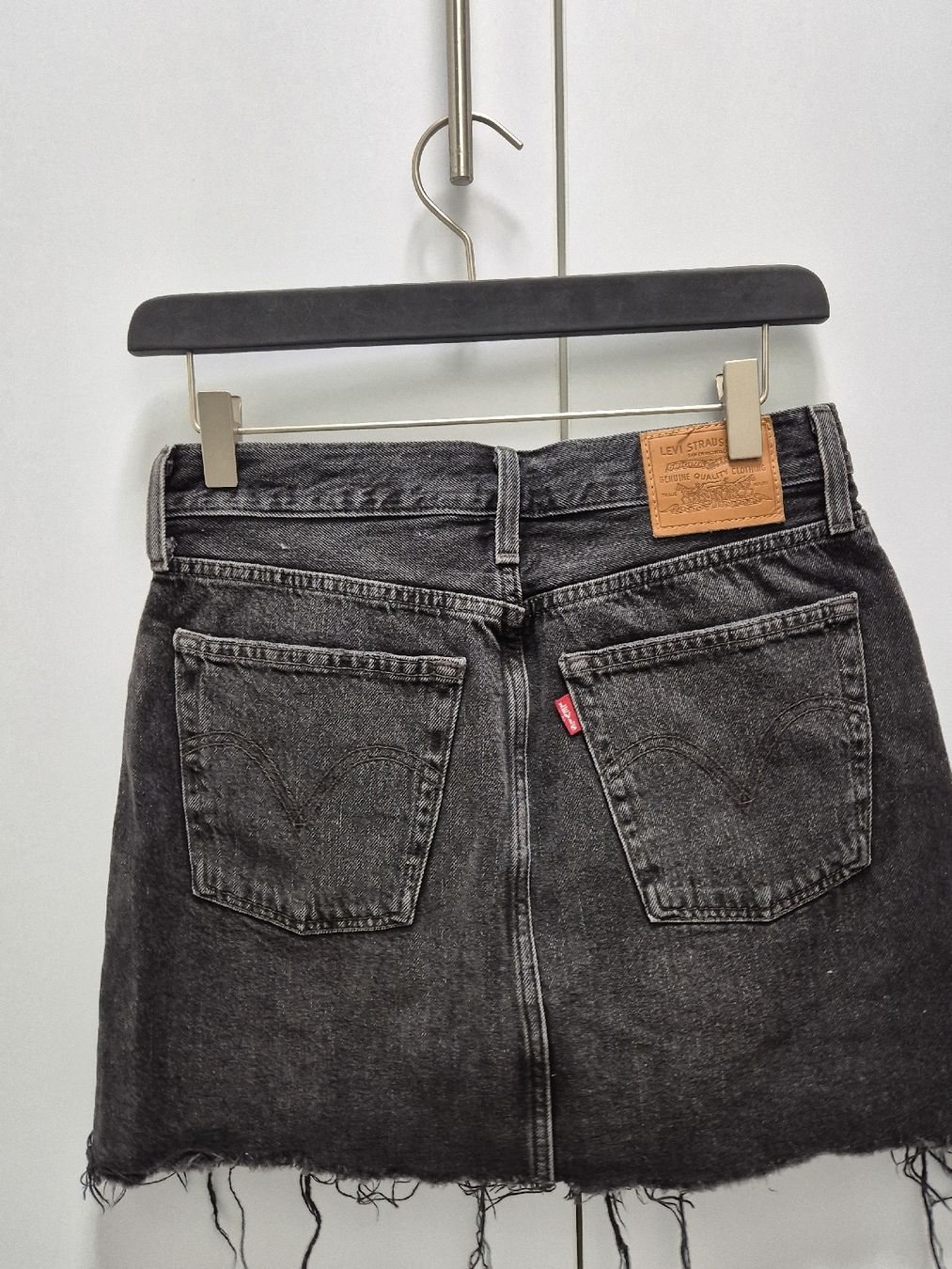 Levi's Gonne: Levis Jeansrock Gr. 26 – Nuovo (secondo la descrizione) da Volketswil venduto da 2000ra 3