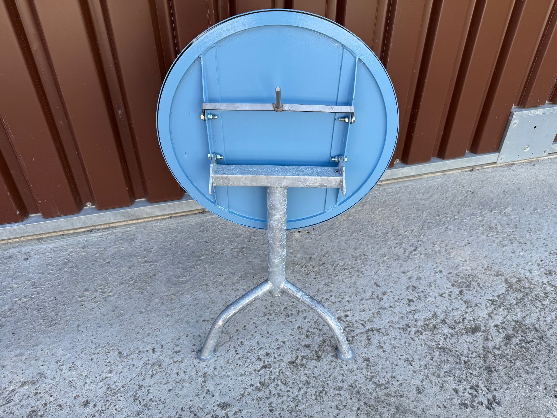 Tavoli: Lounge Gartentisch kipbar – Usato da Buch am Irchel venduto da alinea11 5