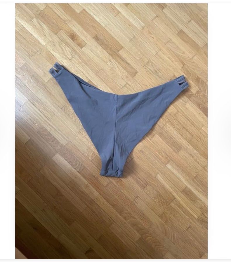 Beldona Badekleider & Bikinis: Bas de maillot Beldona taille 40 neuf – Gebraucht aus Martigny von gai_2l9l 1