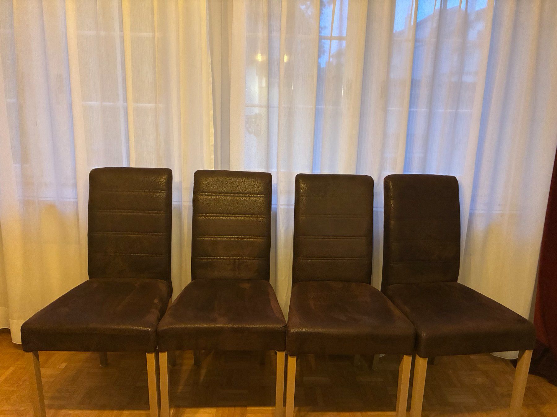 Chaises: 4x Brauner Essstuhl – D'occasion à Zürich par rko_mxc9 1