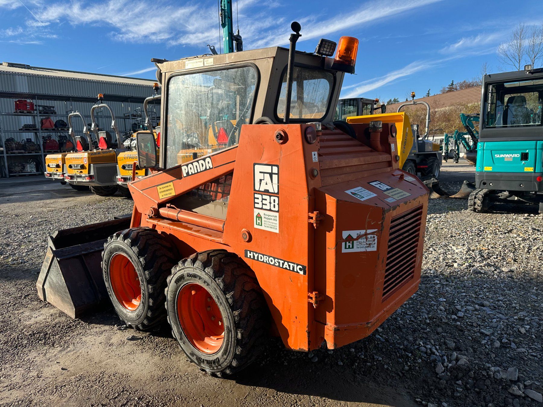 Caricatori: FAI Panda 330 "Bobcat", Kompaktlader, Skid Steer, Lader – Usato da Jona venduto da tsbm2 1