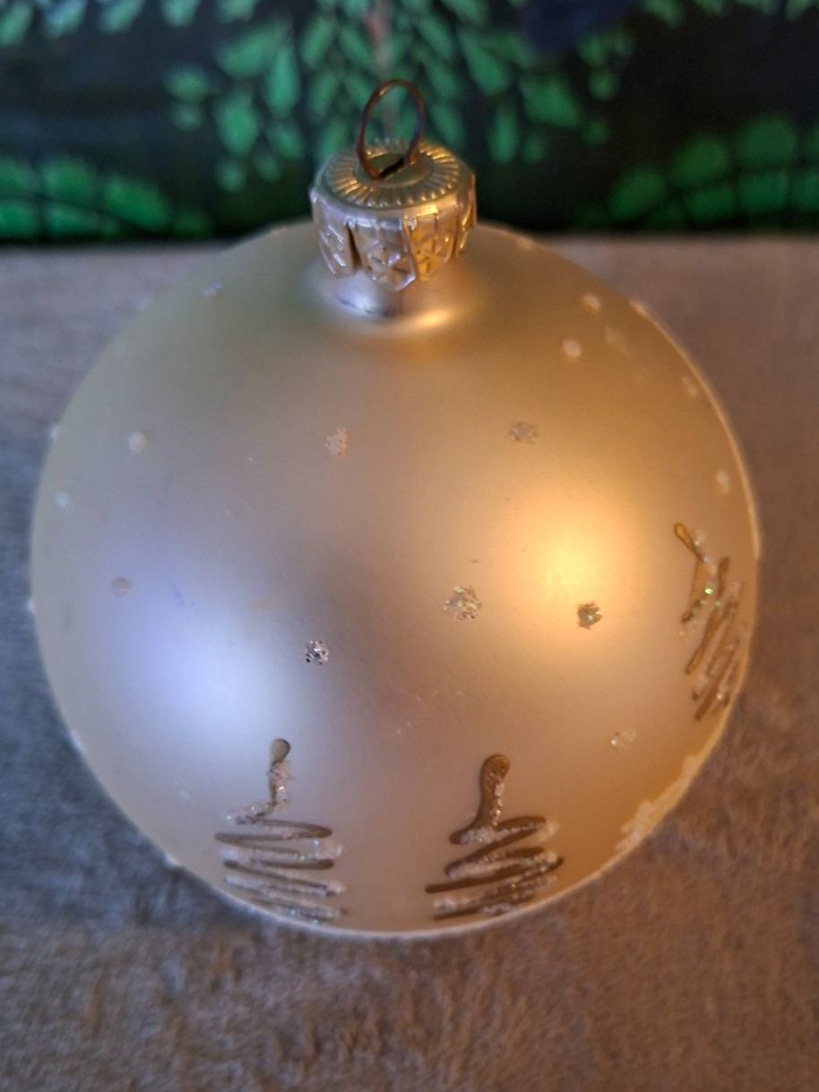 Alle Dekorationen: Weihnachtskugel Glas chmpagner, mit Häuschen-Dekor neuwertig – Neu (gemäss Beschreibung) aus Otelfingen von silver-moon 1