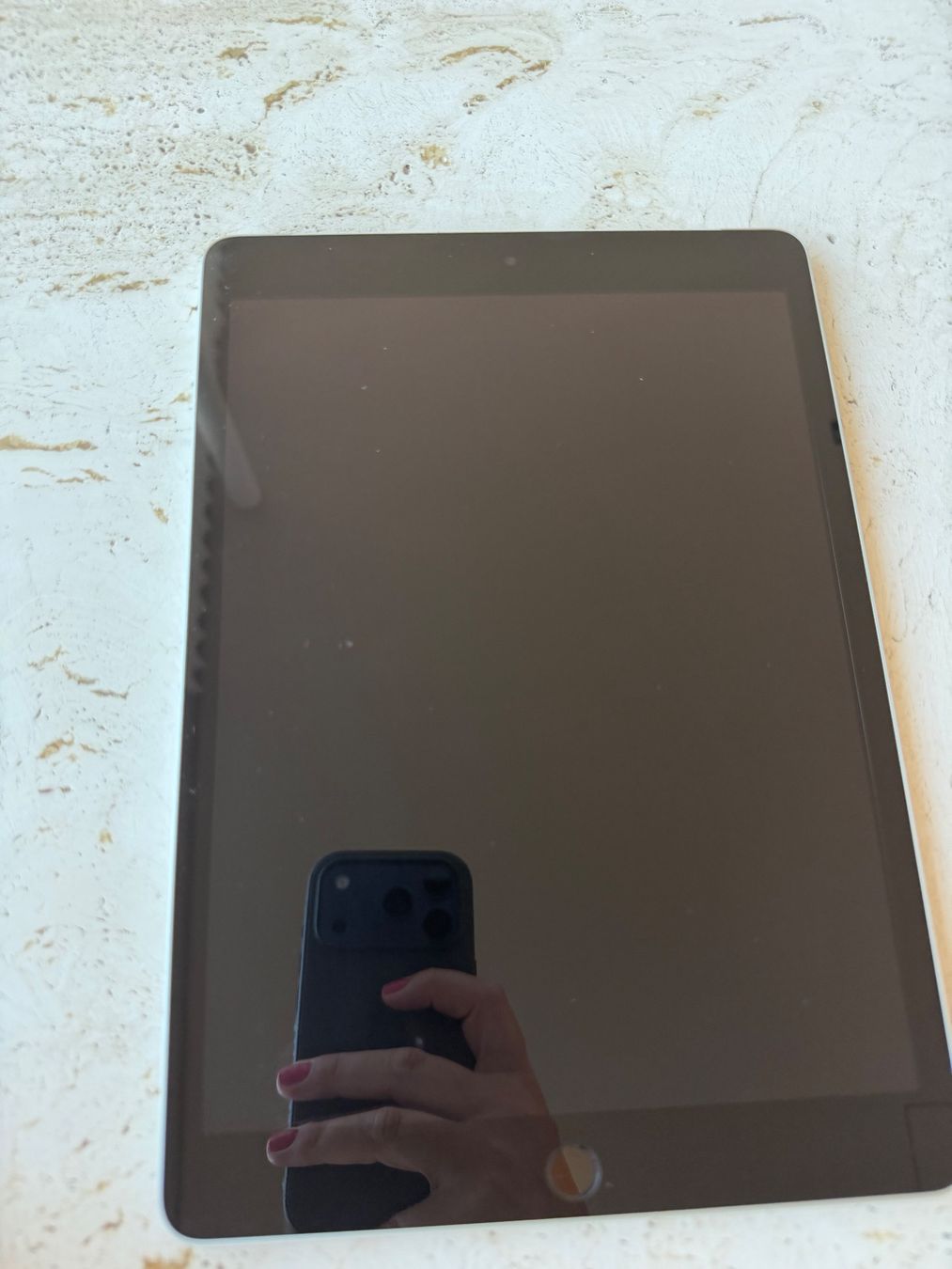 Apple Tablet PC: iPad 9. Generation 64GB WiFi + Cellular Modell A2604 – Usato da Scherzingen venduto da oli_9rjp 1
