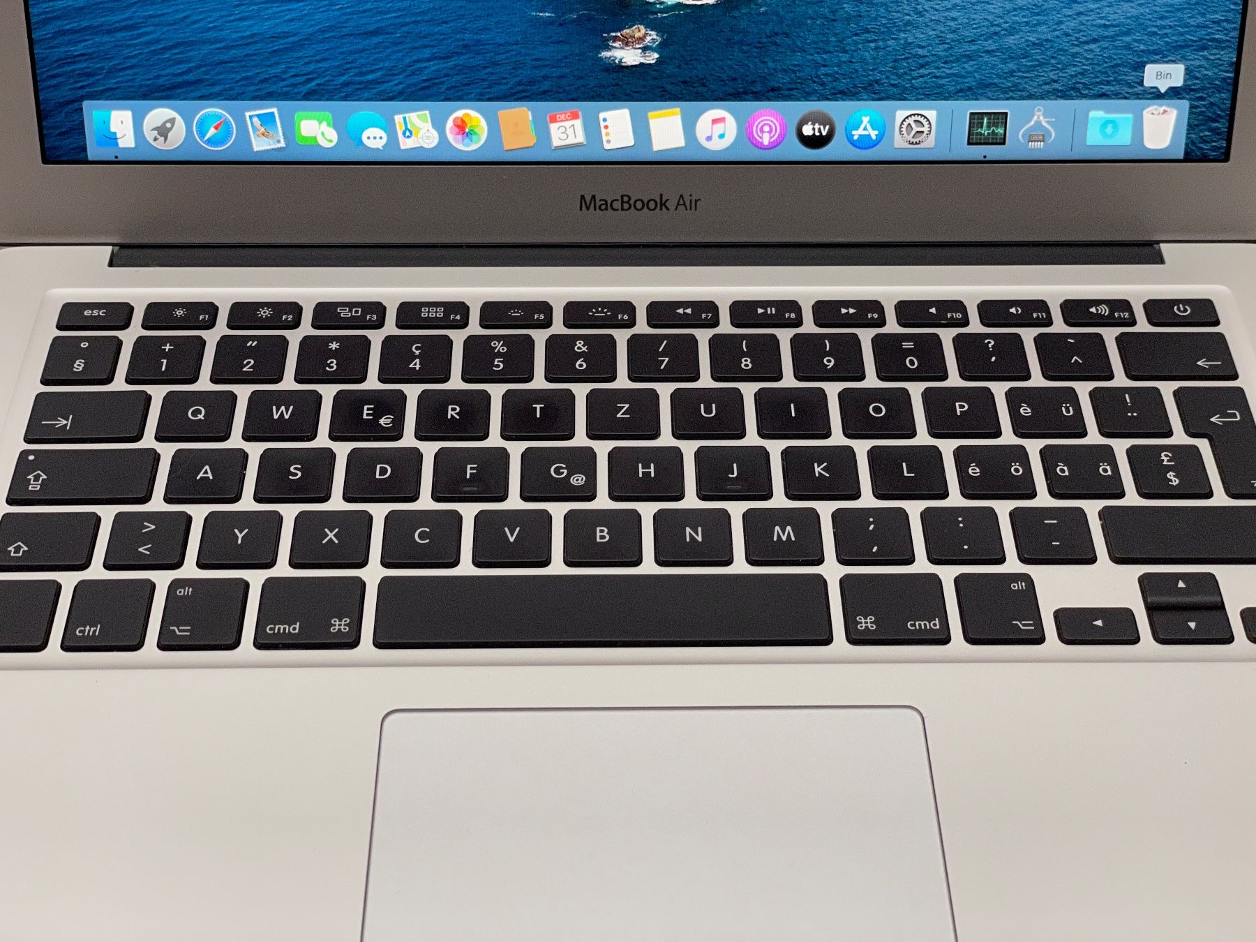Apple Notebook: Macbook Air 13" A1466 (2012) – Usato da Pfungen venduto da gilbertfr 8