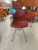Original Eames Sidechair von Vitra Dunkelrot? DSR - Eifel