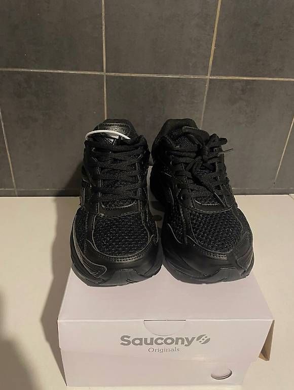 Scarpe da uomo: Saucony Omni 9 – Nuovo e nell'imballaggio originale da Genève venduto da raf_zxk5 1