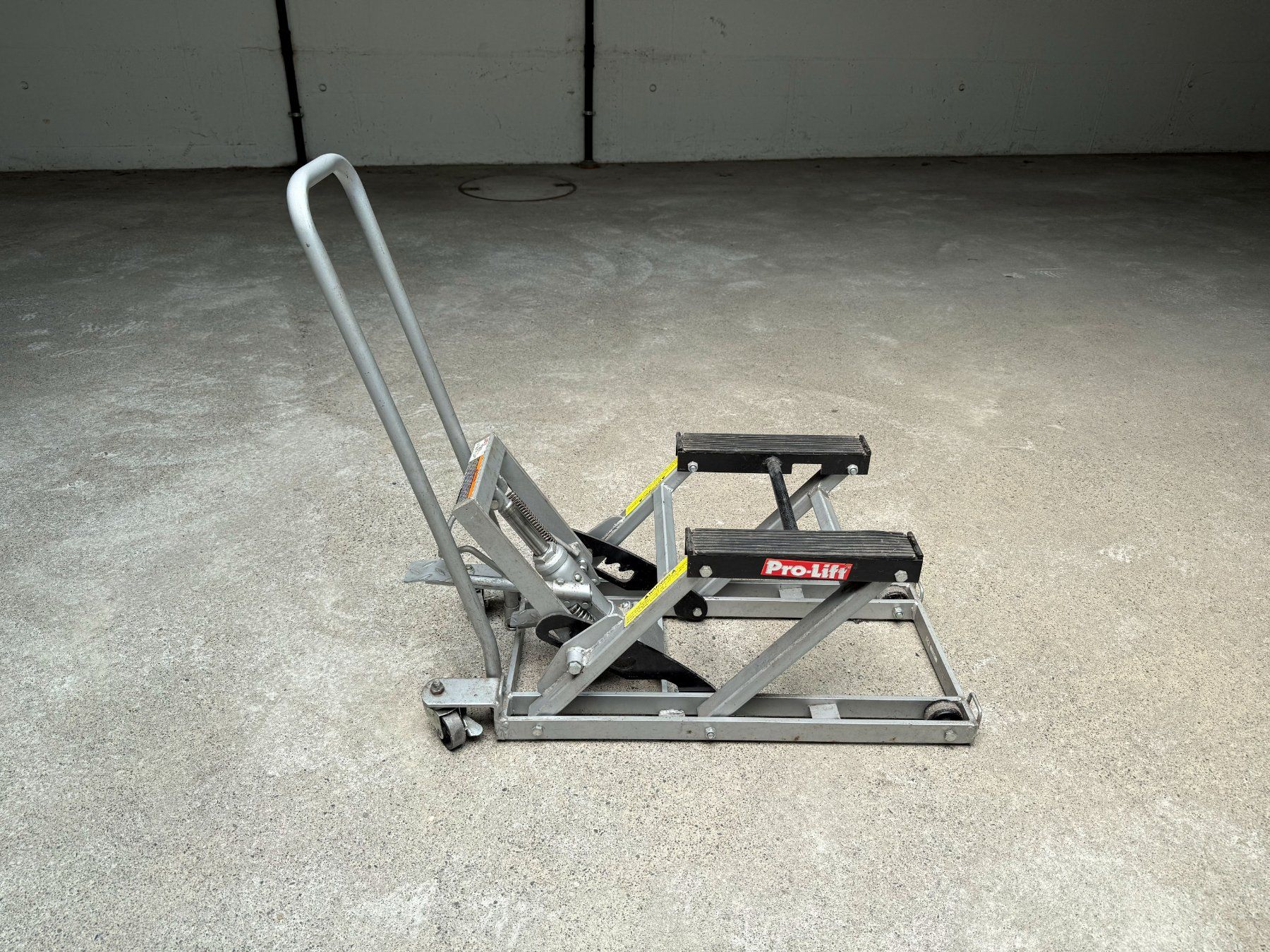 Piattaforme elevatrici: Pro - Lift  Motorrad Lift – Usato da Oberkulm venduto da Roeschu67