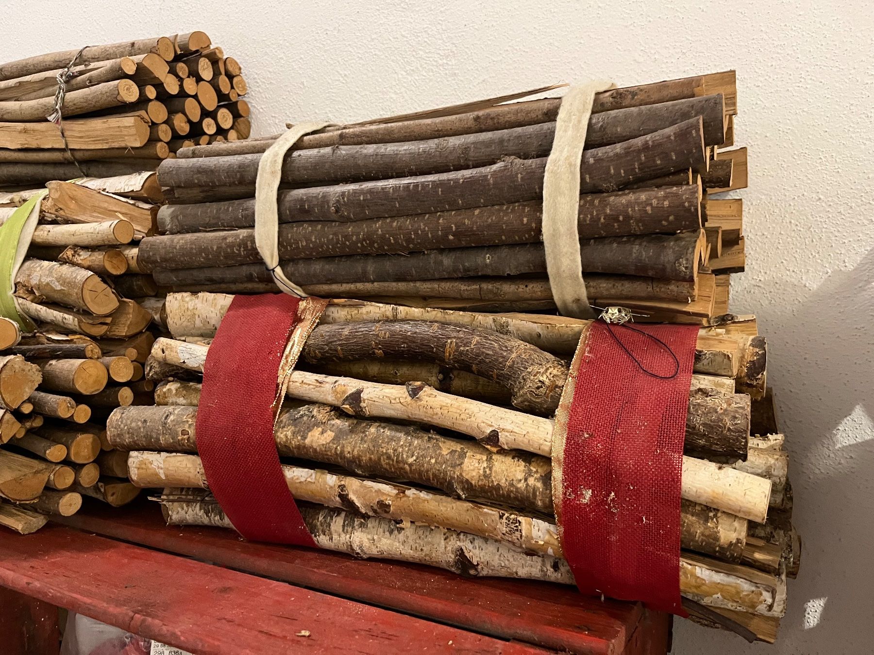 Articles en bois: Diverse Holzbürdeli holzburden – D'occasion à Rüdlingen par Lichee 2
