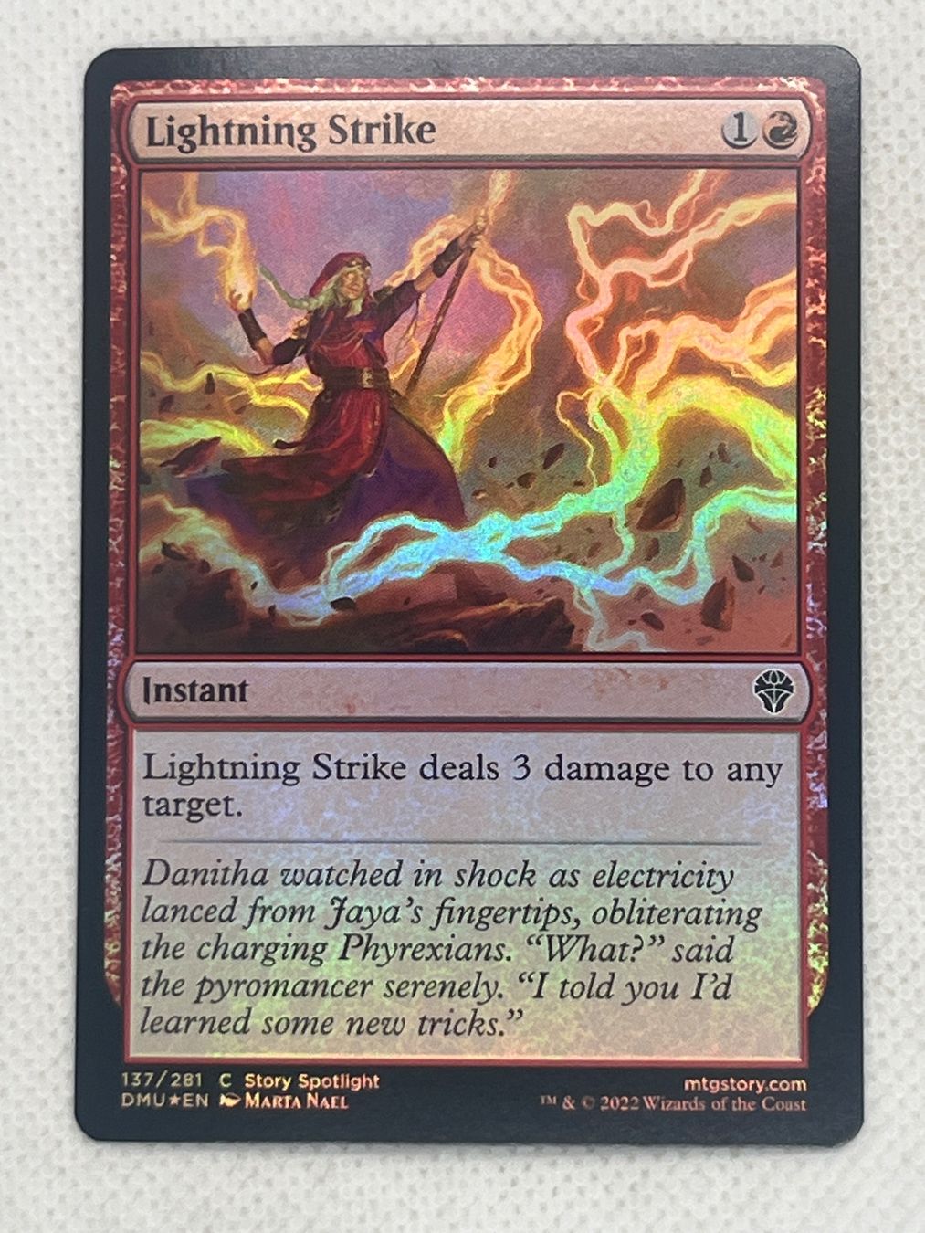 Magic The Gathering Cartes à collectionner: Magic The Gathering Lightning Strike Foil – D'occasion à Hinterkappelen par Kim1992
