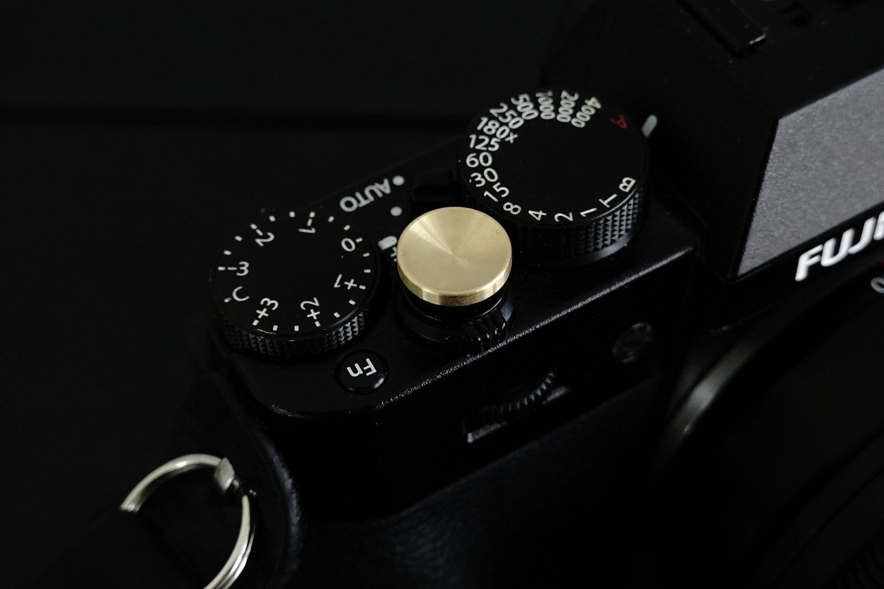 Fujifilm Fotocamera: Auslöseknopf / Shutter Release Button aus Messing – Nuovo e nell'imballaggio originale da Elsau venduto da mmue56 3