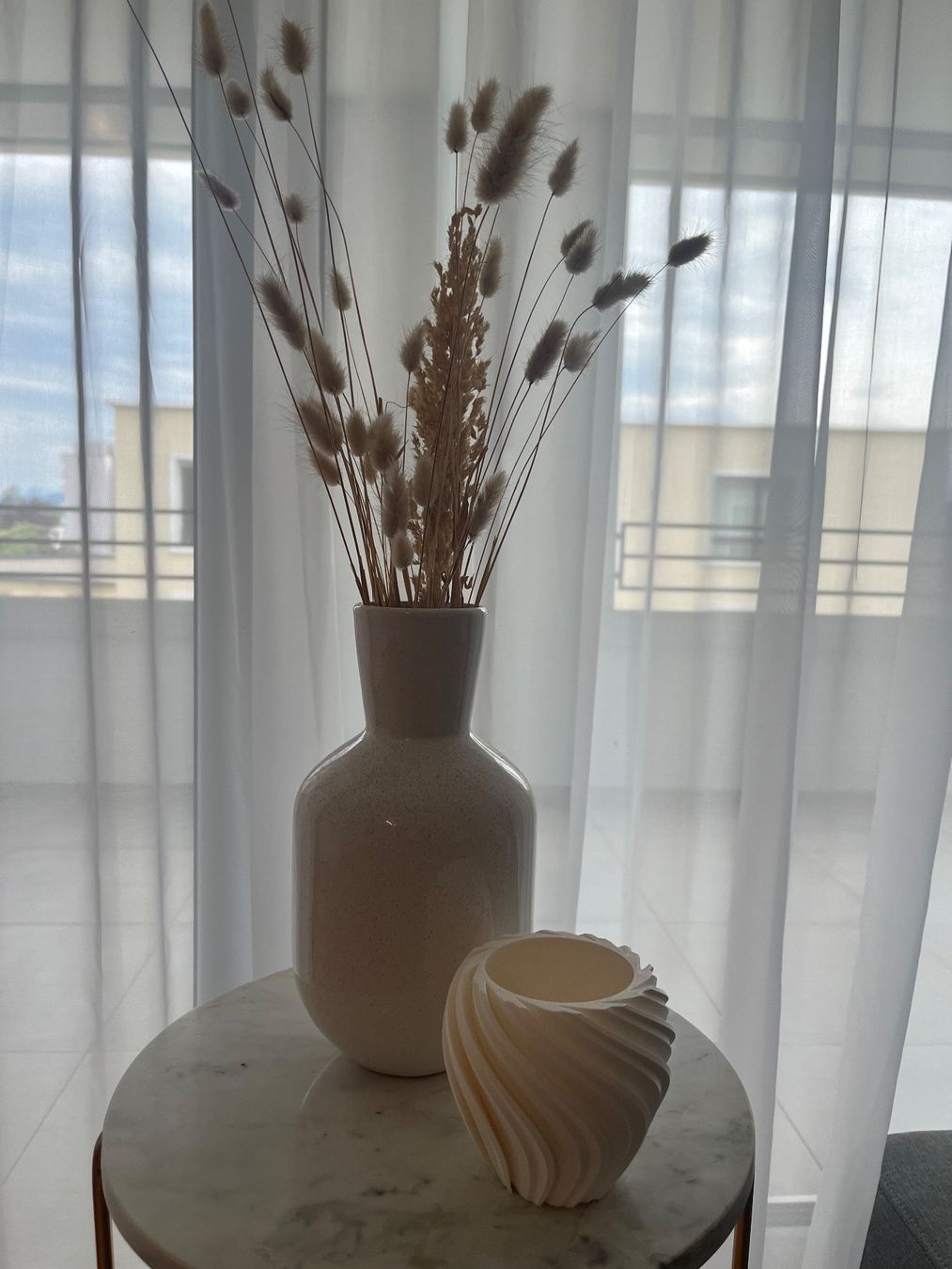 Vasi & Recipienti: Tischvase weiss – Nuovo e nell'imballaggio originale da St. Gallen venduto da jhaene