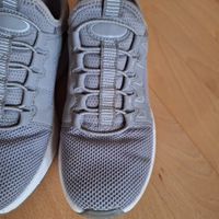 Sportschuhe grau Grösse 37 guter Zustand,weichen Innensohle