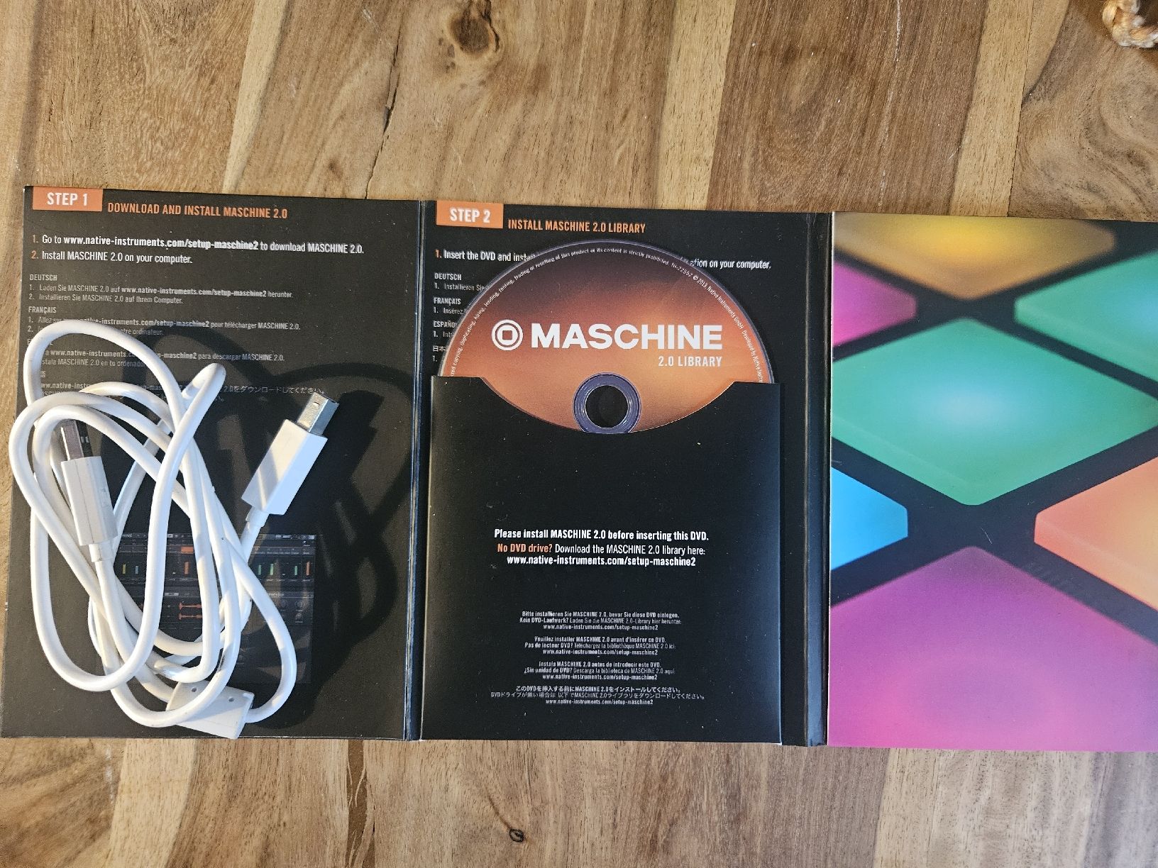 Native Instruments Console di mixaggio: Micro Mashine MK2 blanc avec CD de lancement NativeInstrume – Usato da Movelier venduto da RICARLOS 2