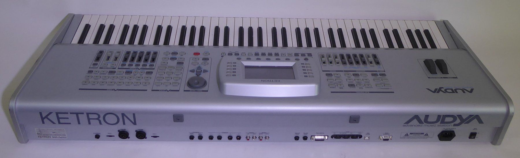 Ketron Strumenti musicali: Ketron Audya 76 Arranger-Keyboard Workstation – Usato da Bern venduto da blaukreuz-brocki_BE 3