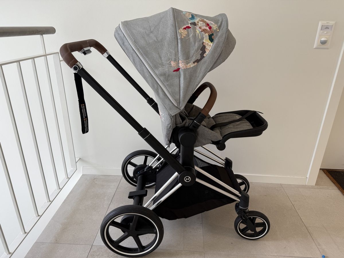 Cybex Carrozzine: Passeggino Cybex e-priam Koi edition – Usato da Bellinzona venduto da mon_2wjn