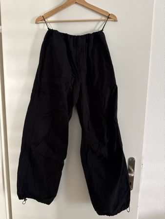 Hosen Stradi schwarz Groesse M guter Zustand