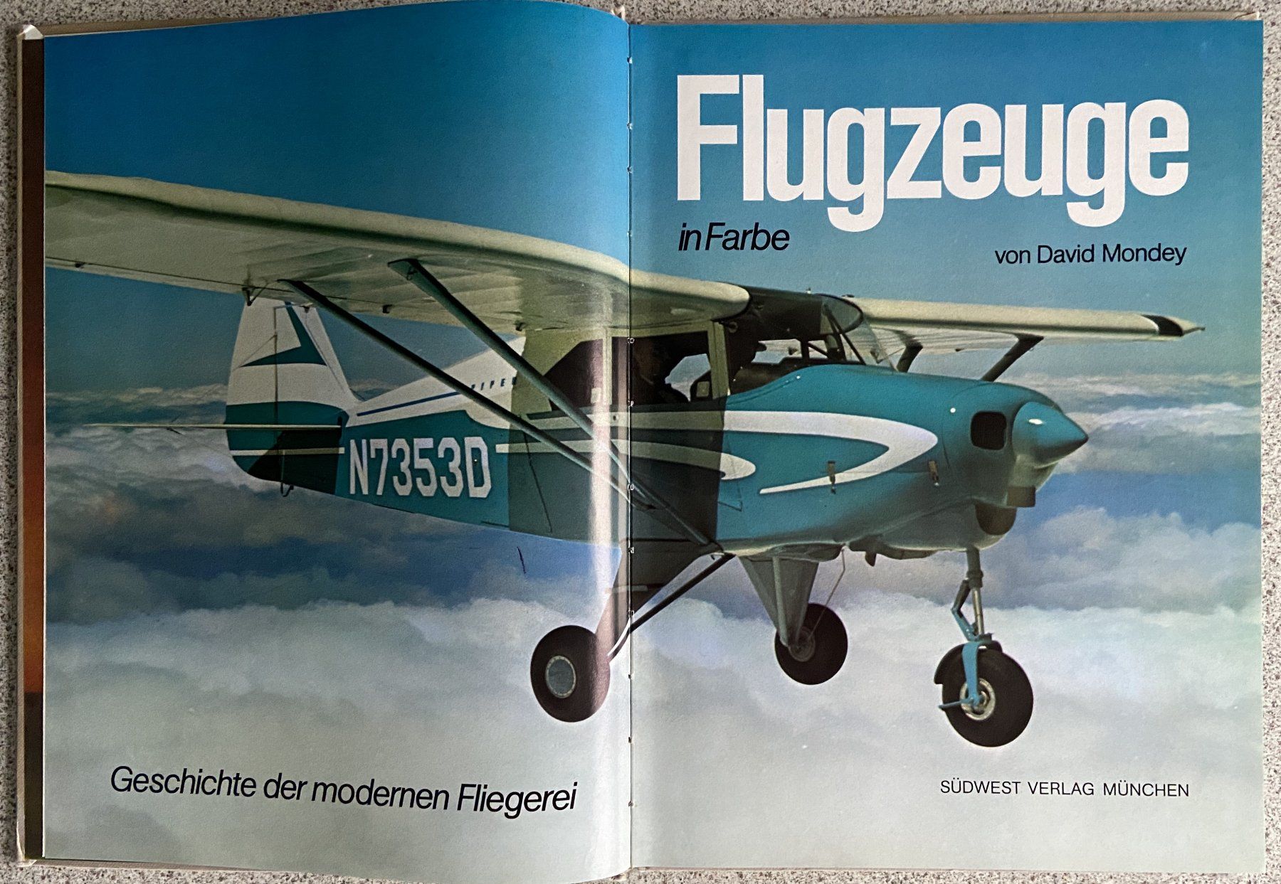 Libri: Buch Flugzeuge in Farbe – Usato da Böckten venduto da Hansi36 1
