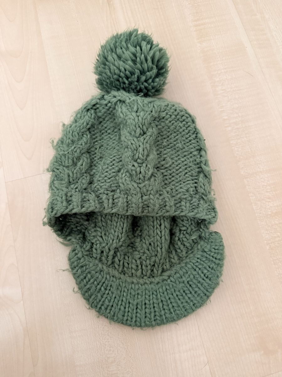Hüte, Mützen & Caps: Strickmütze mit Bommel – Gebraucht aus Neerach von lar_tkp2 3