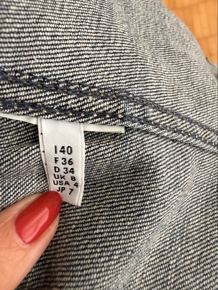 High Giacche: Jeansjacke von High, Größe 34 – Usato da Worb venduto da Soben 3