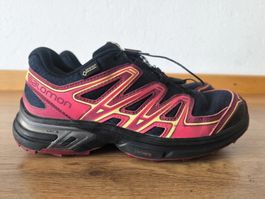 Salomon Goretex Wanderschuhe Laufschuhe 40 2/3