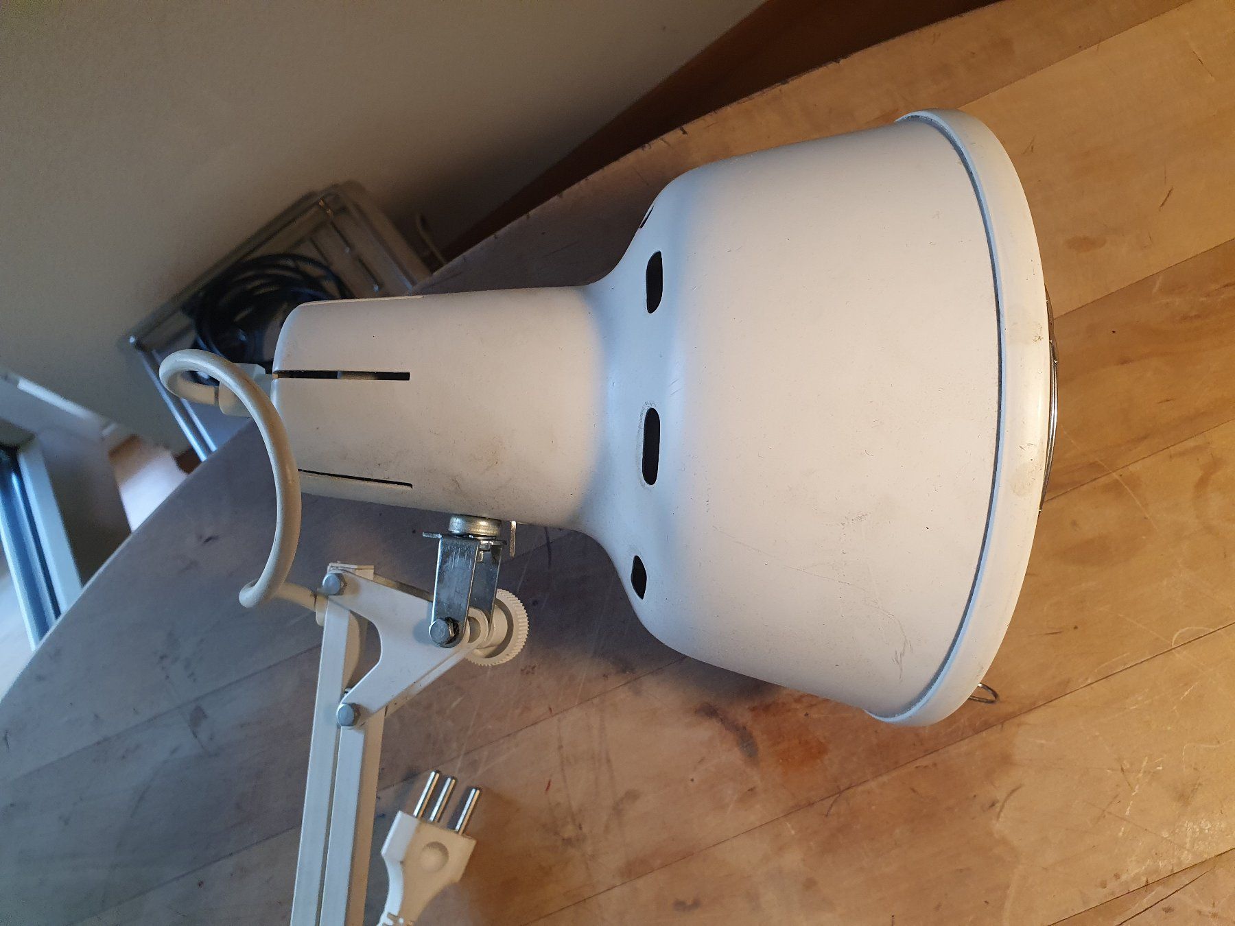 Lampade: Infrarotlampe – Usato da Zürich venduto da loosebone 2