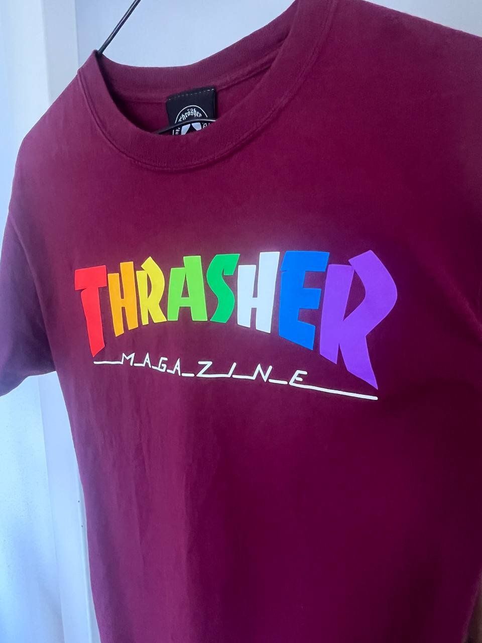 T-shirt: THRASHER RAINBOW SKATE MAG T-SHIRT – Nuovo (secondo la descrizione) da Bern venduto da mur_5fsm 1
