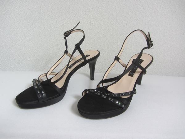 Scarpe da donna: ALBANO - Leder Sandalette schwarz – Usato da Zürich venduto da Diazaio 1