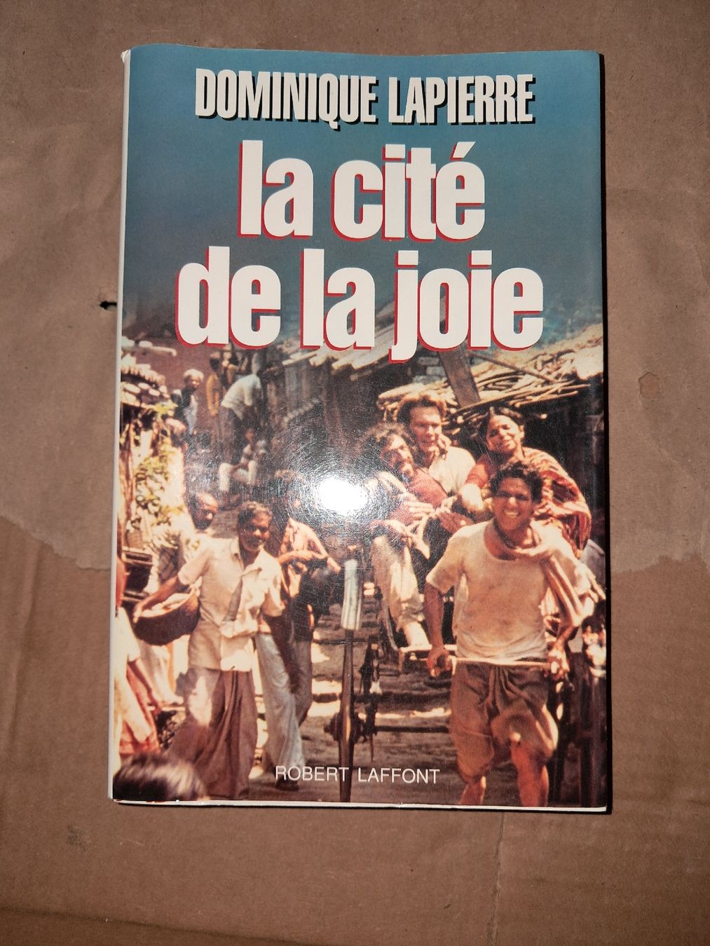 Bücher: Livre La cité de la joie – Gebraucht aus Le locle von juliensaran