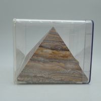 Pyramide als Dekoration
