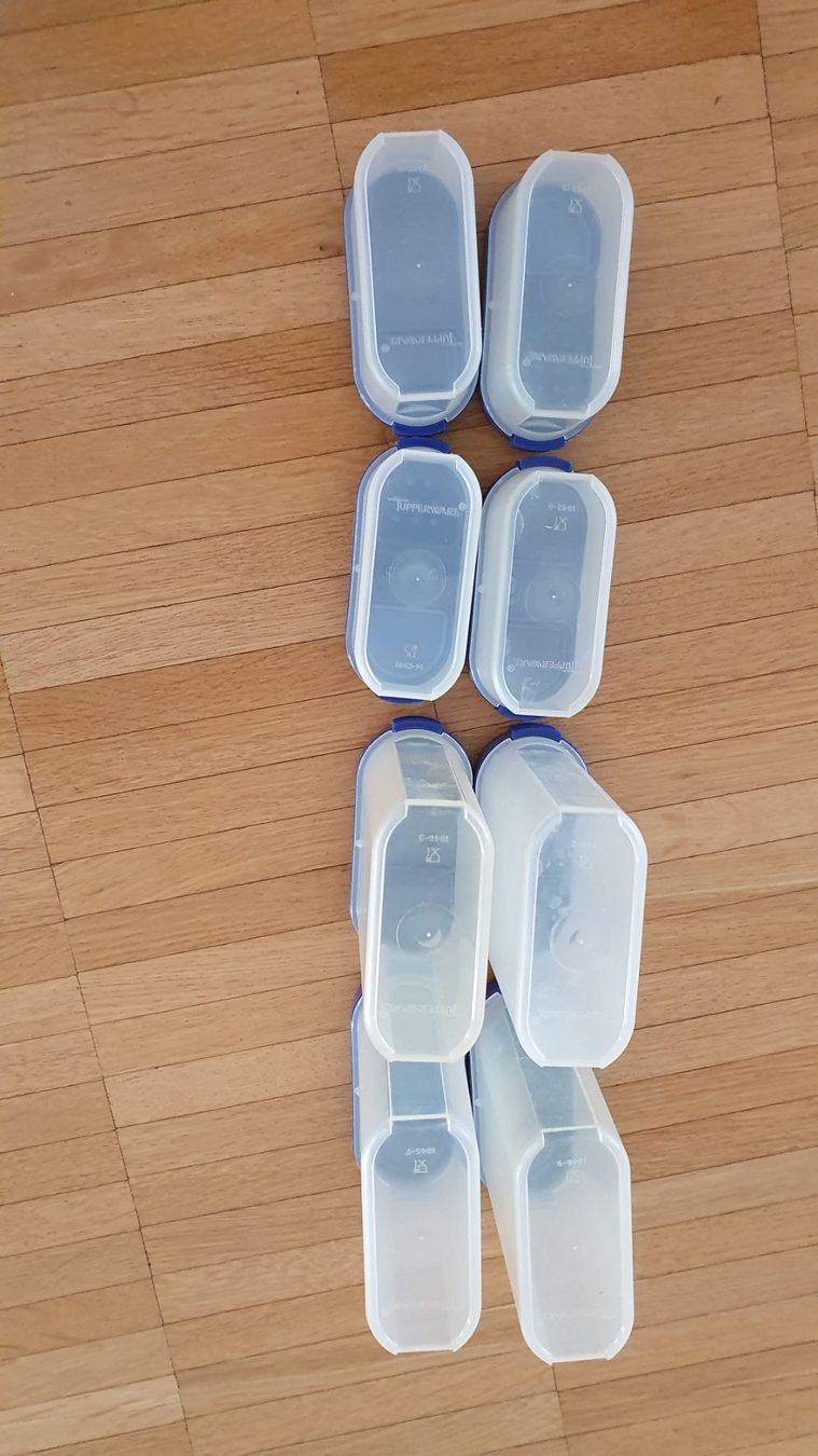 Tupperware Contenitori & Simili: Tupperware Gewürzbehälter 8 er Set , Top! – Usato da Laufenburg venduto da megane1959 3