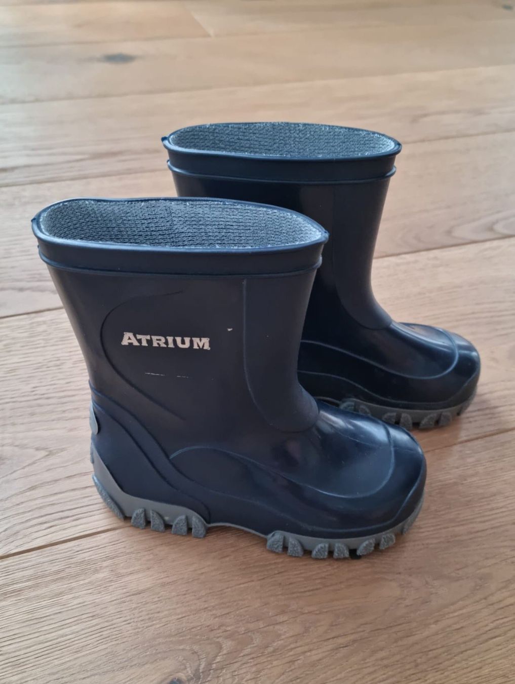 Schuhe für Jungen: Gummistiefel Grösse 23 – Gebraucht aus Laupen ZH von jbu_m9st