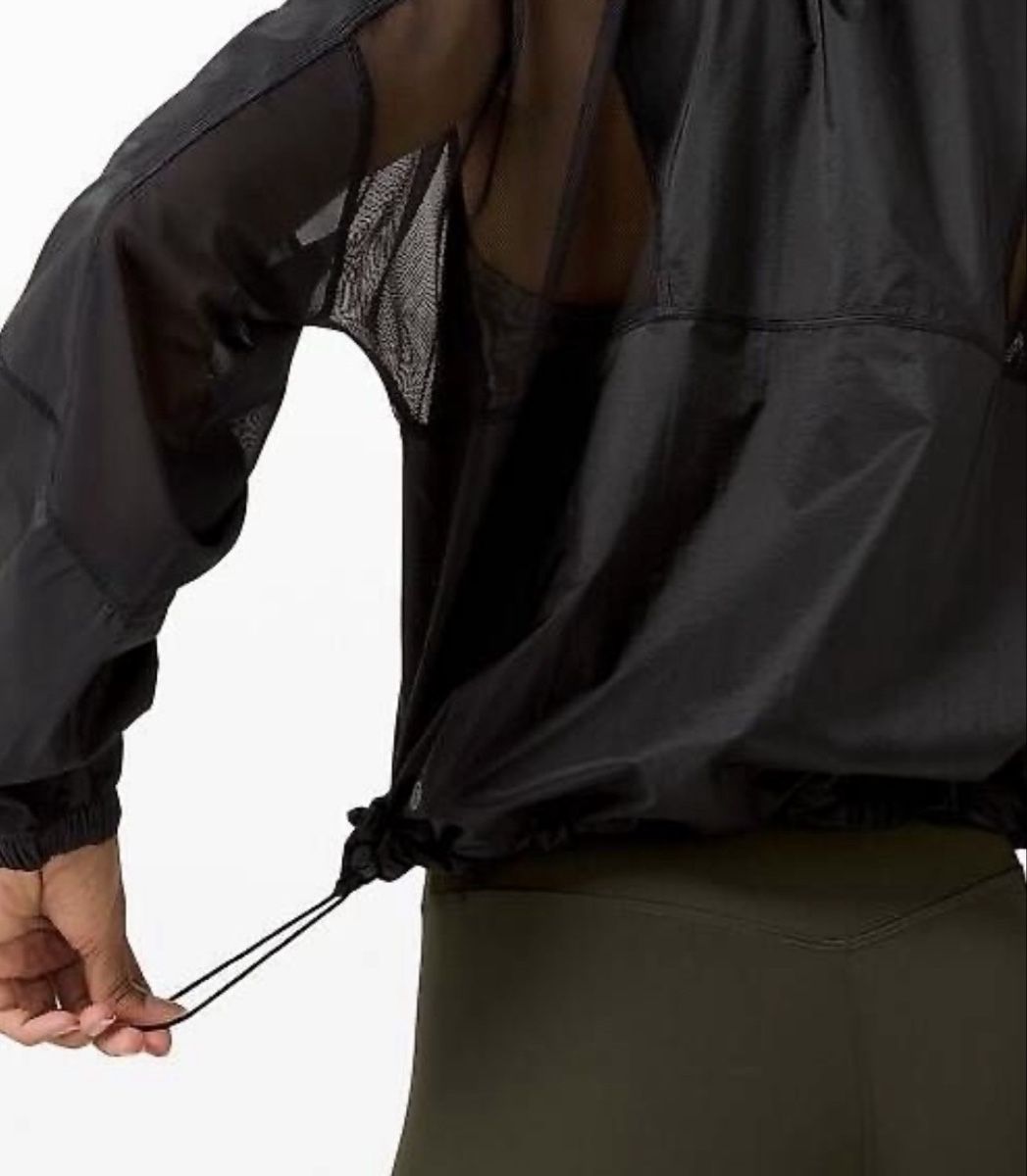Lululemon Jacken: Lululemon Jacke – Gebraucht aus Bazenheid von hat_96 2