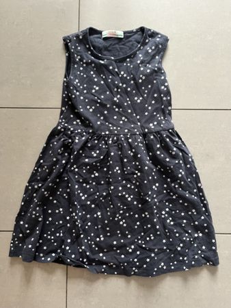 Dunkelblaues Sommerkleid mit weissen Sternen, Gr. 116