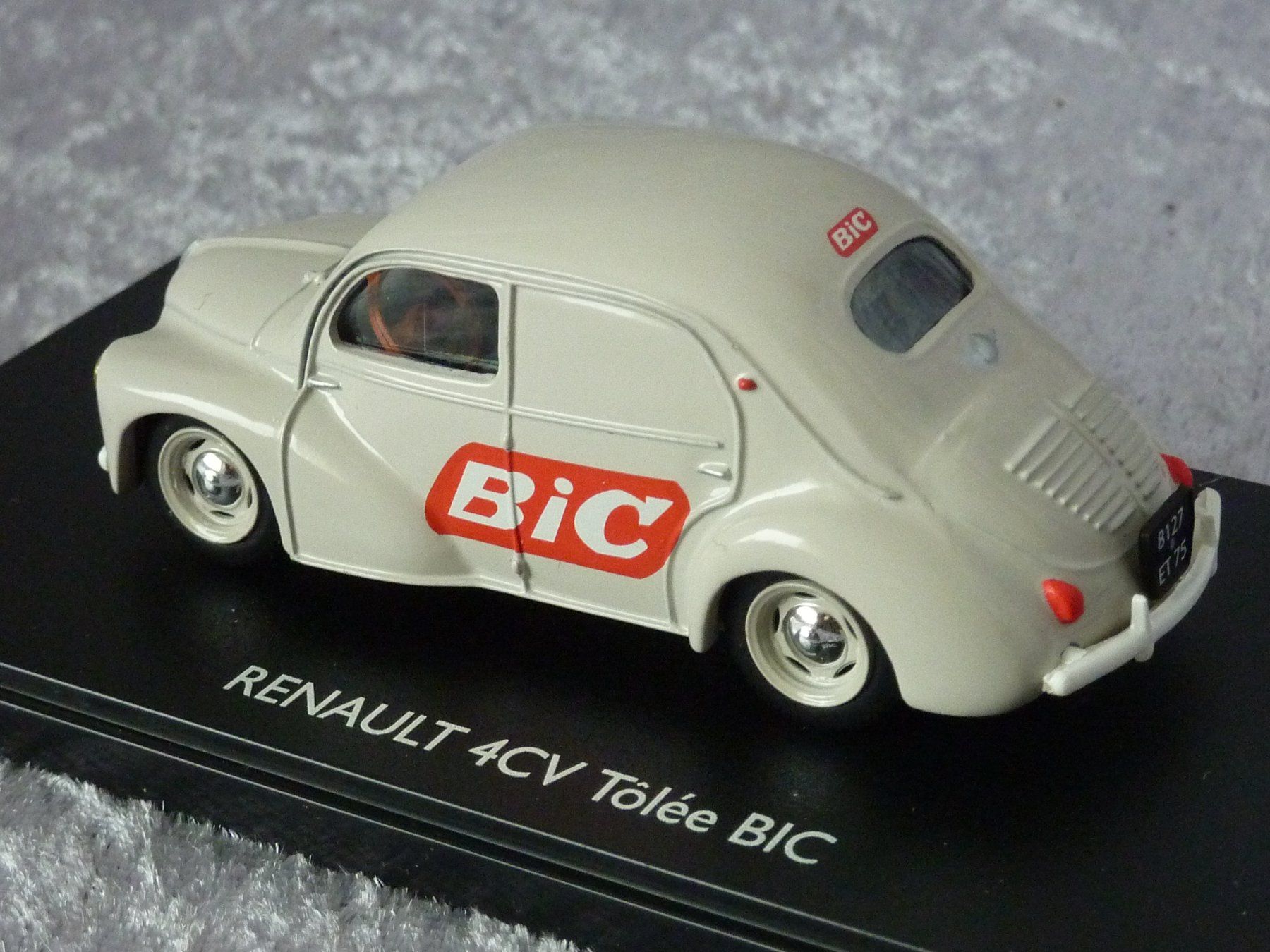Renault Modellini d'auto: Renault 4CV Tolée Bic  1:43 – Nuovo (secondo la descrizione) da Dürrenäsch venduto da modellautos4you 1
