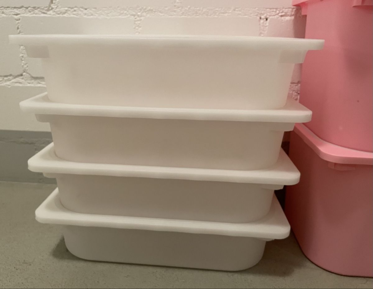Ikea Contenitori & Simili: 8 TROFAST Boxen mit Deckel – Usato da Röschenz venduto da Kikis-Brocki 1